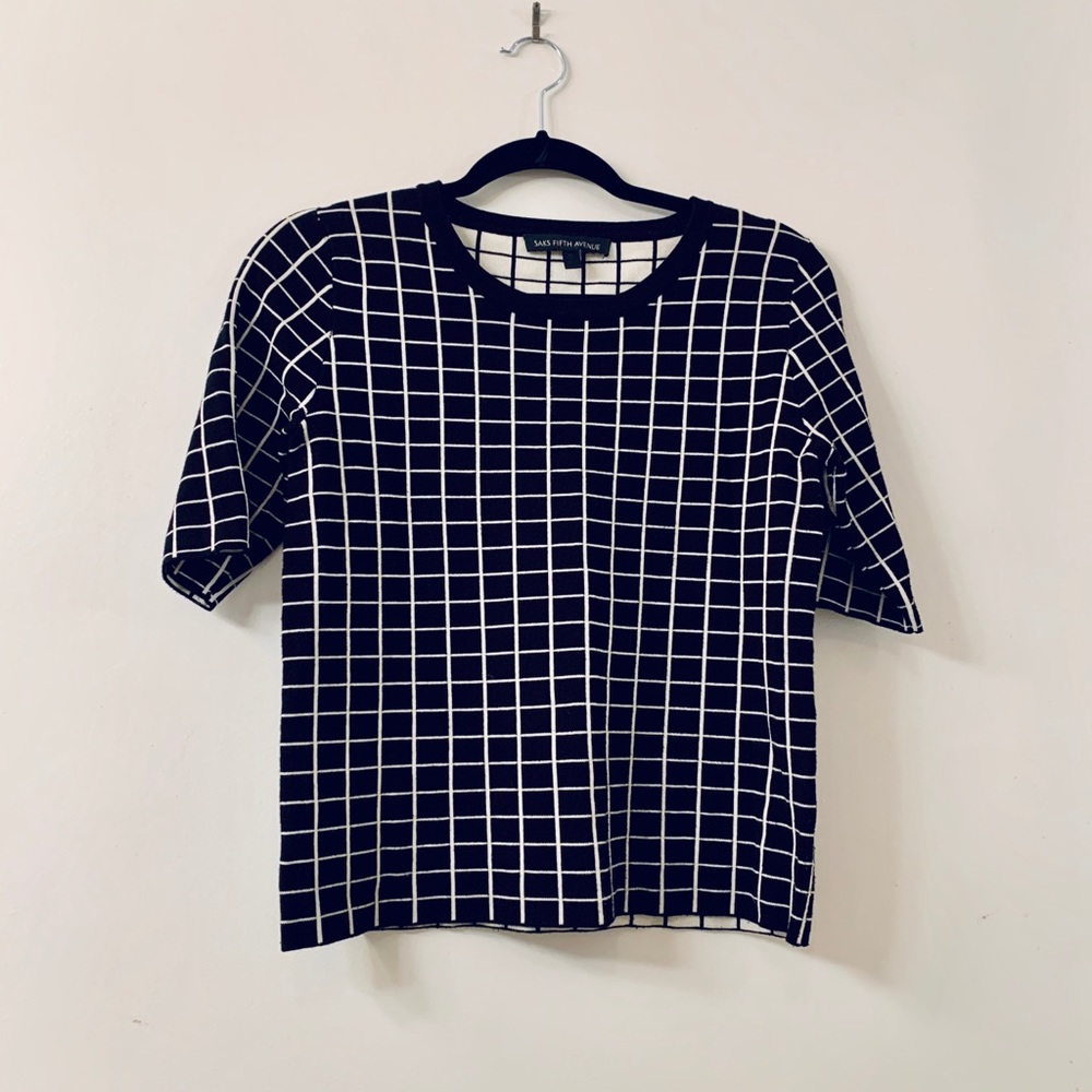 Fun and stylish Saks Fifth Avenue top